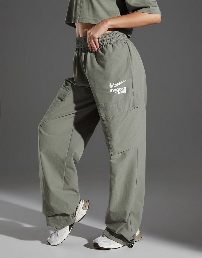 Pantaloni pentru femei NIKE PANTALONI  W NSW CARGO WOVEN GLS GYM LIFE FZ4637-053 Gri