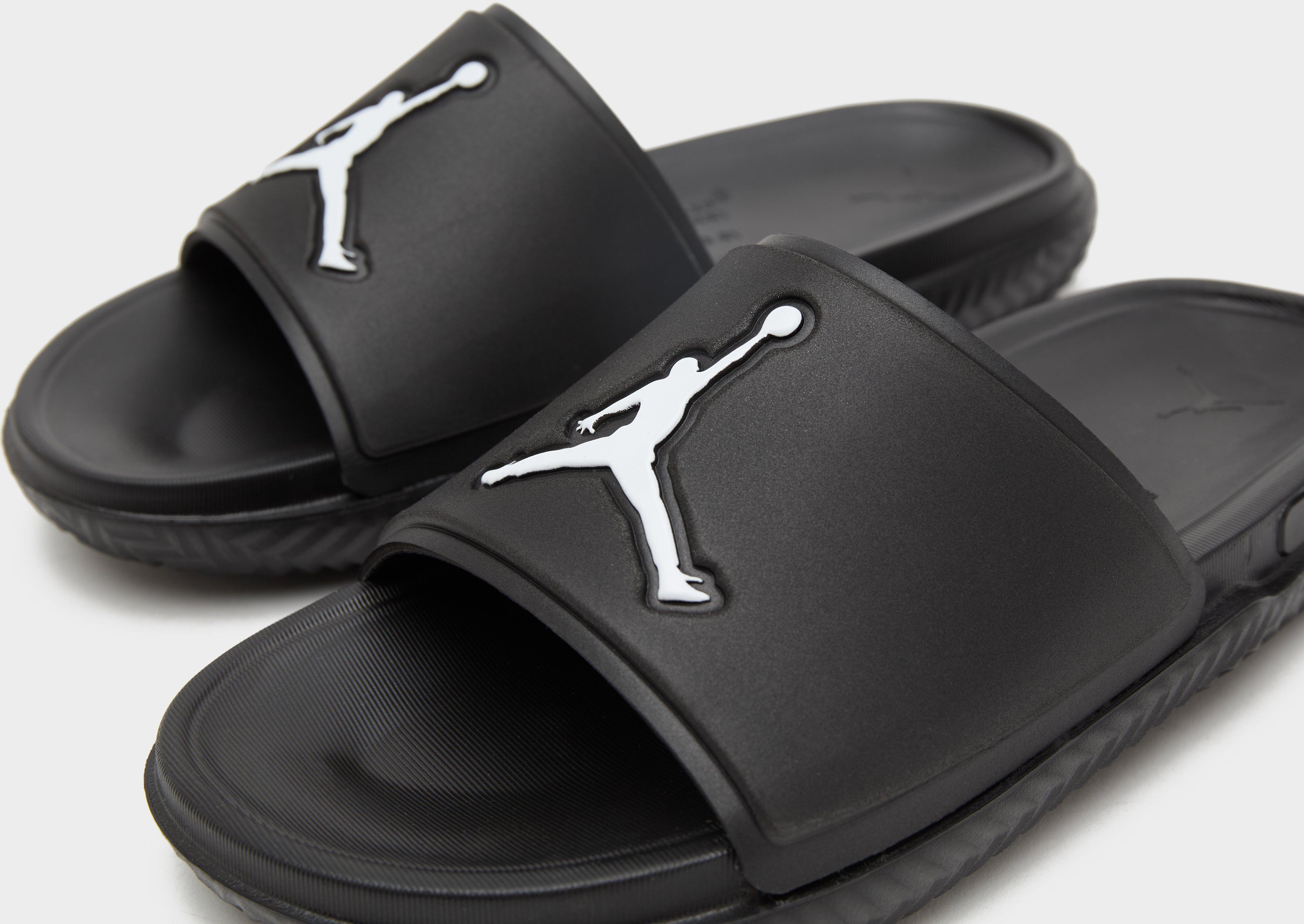 Gyerek papucsok és flip-flopok JORDAN JUMPMAN SLIDE BG FQ1597-001 Fekete