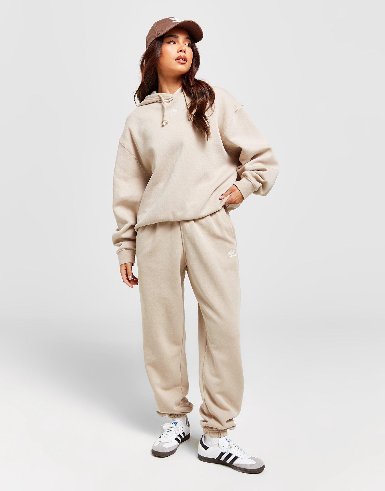 Дамска блуза ADIDAS СУИТЧЪР С КАЧУЛКА HOODIE IW0396 Бежов