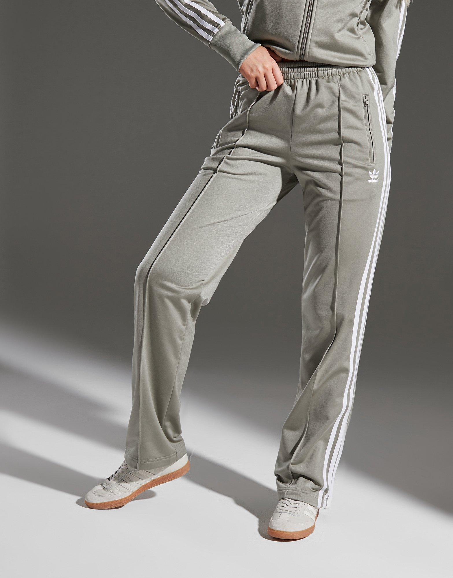 Дамски панталон ADIDAS ПАНТАЛОНИ FIREBIRD TP . IY6683 Каки