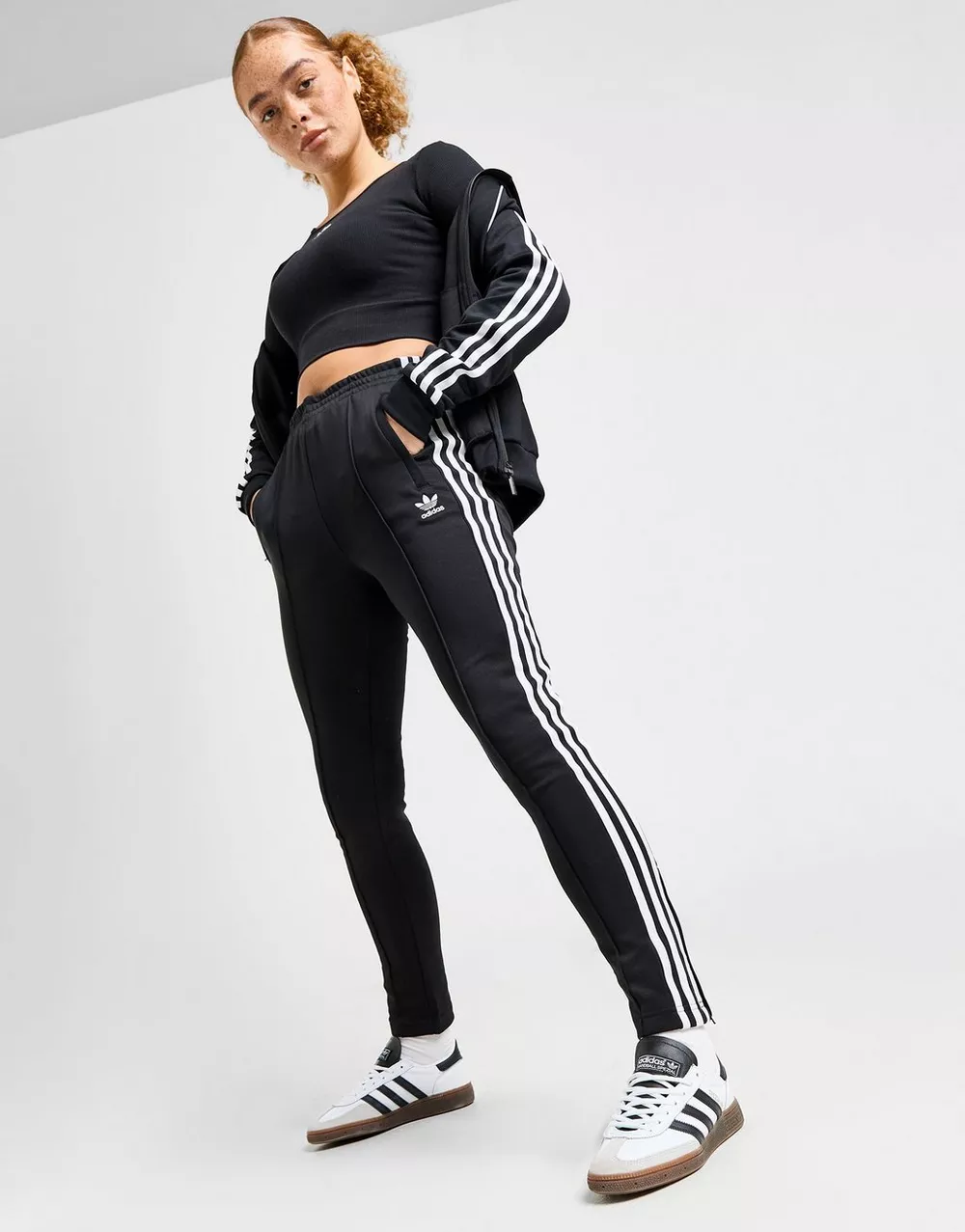 ADIDAS ШТАНИ ADICOLOR SST CLASSIC TRACKPANT, фото 1 з 5