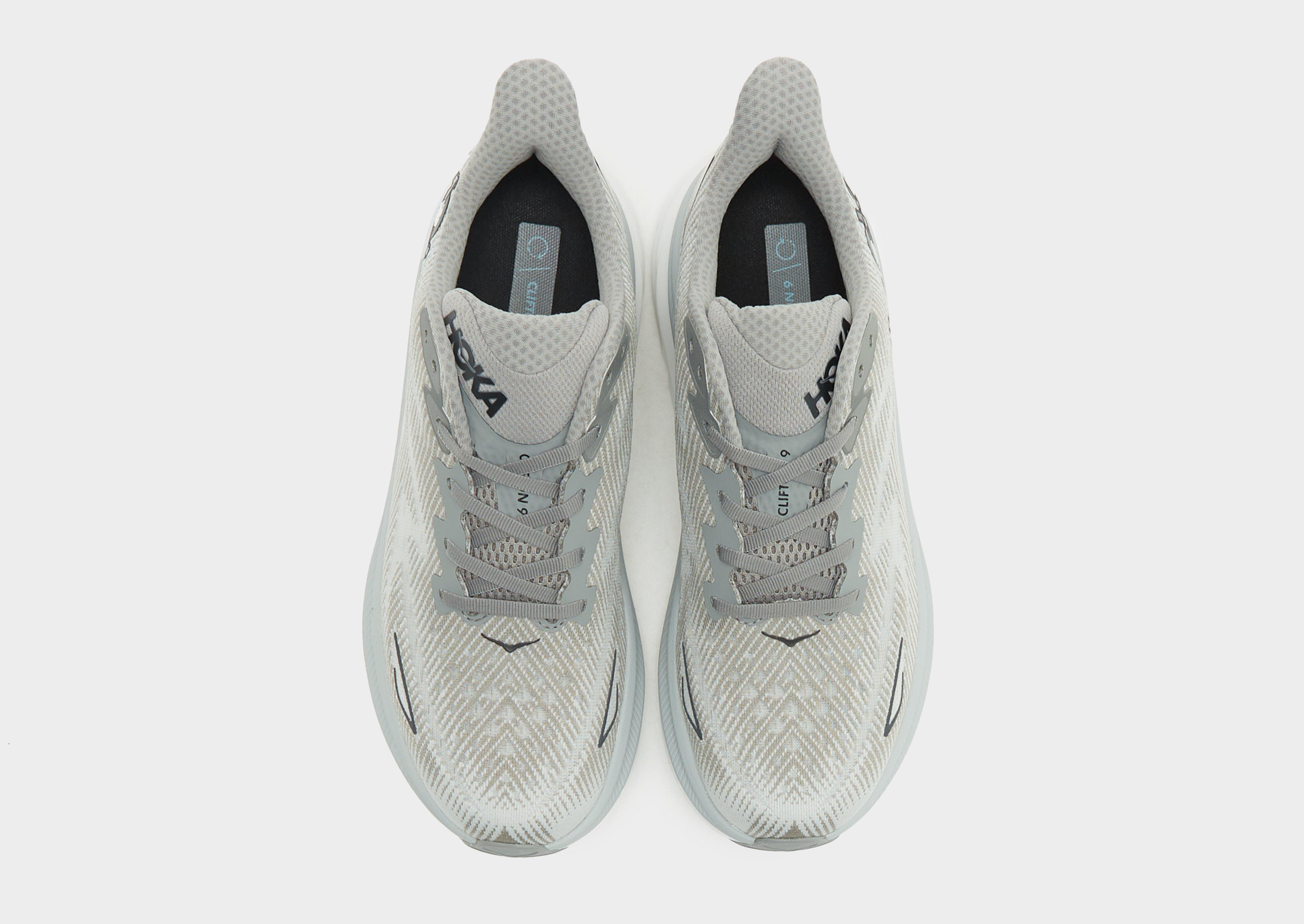 Чоловічі кросівки для бігу HOKA CLIFTON 9 1127895HMBC Сірий