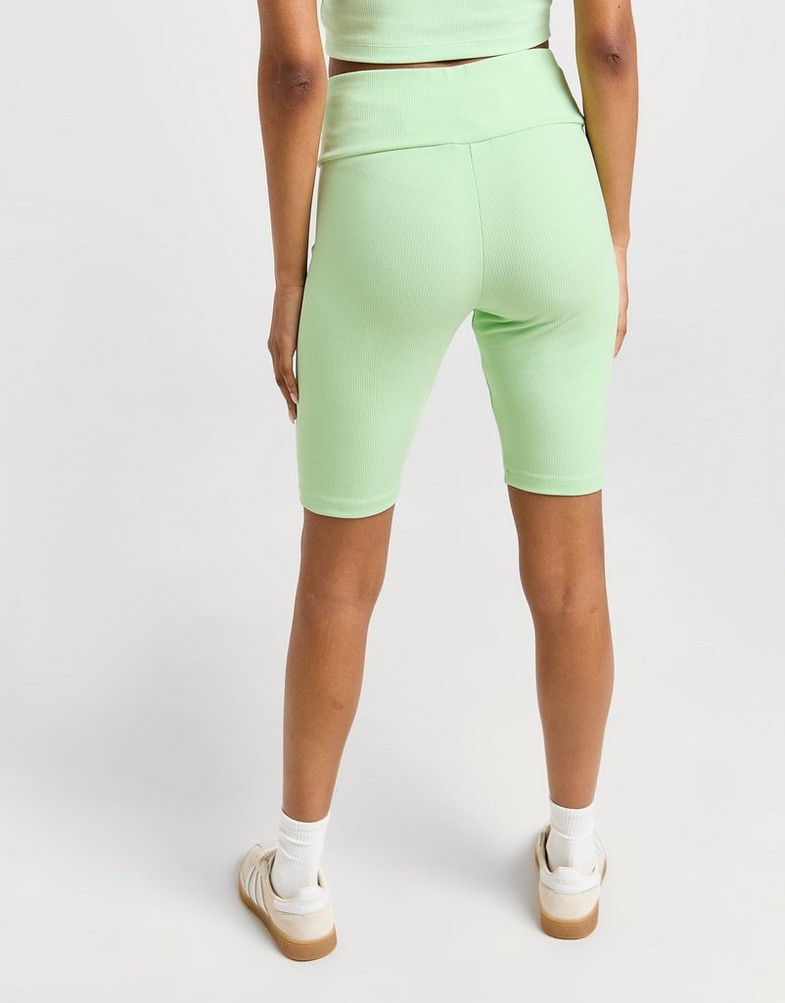 Жіночі шорти ADIDAS ШОРТИ SHORTS IR5914 Зелений
