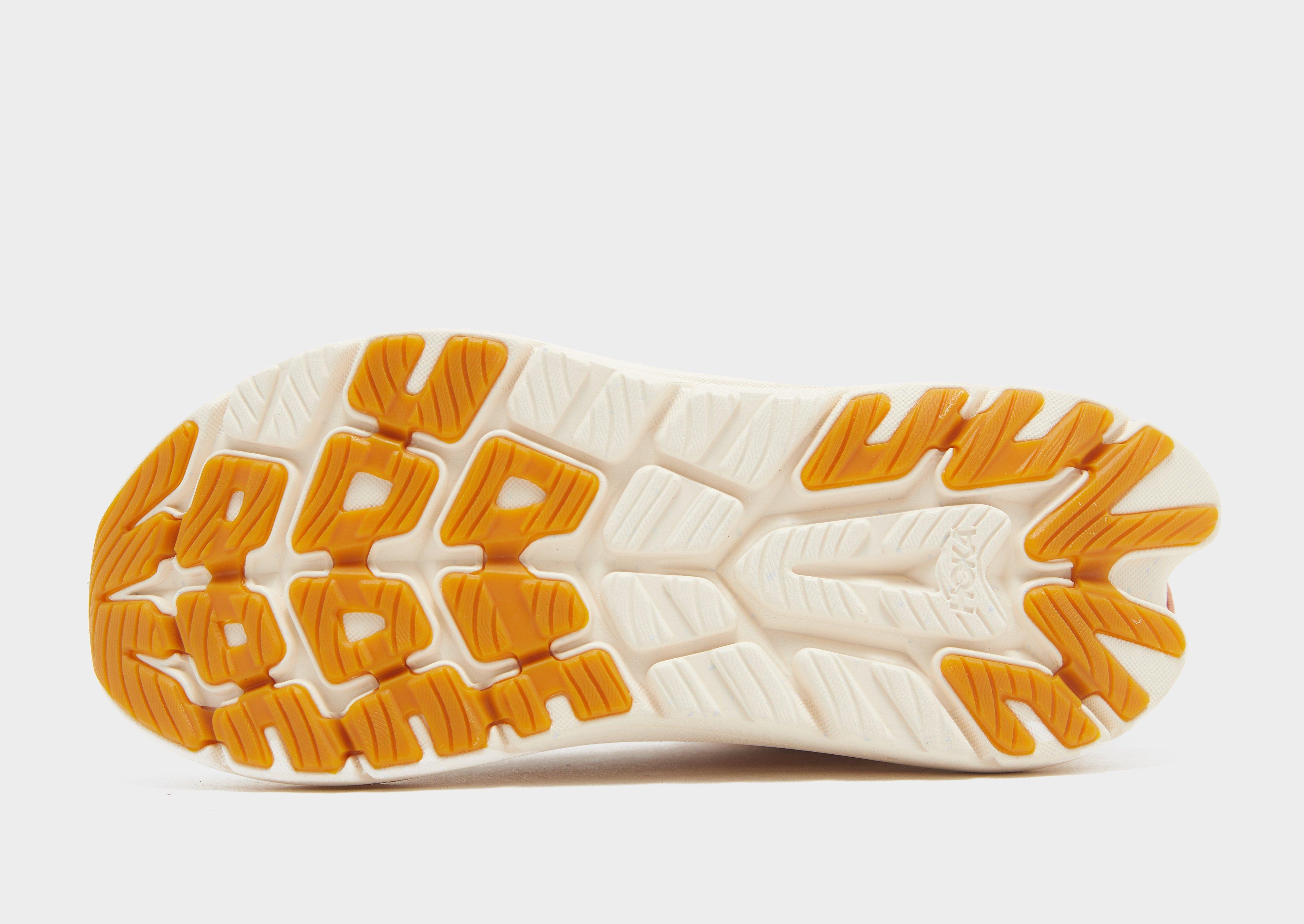 Дамски обувки за бягане HOKA KAWANA 2 1147913VSN Бежов