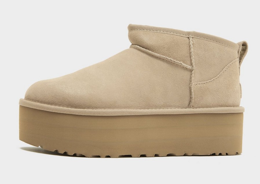 Дамски зимни обувки UGG CLASSIC ULTRA MINI PLATFORM