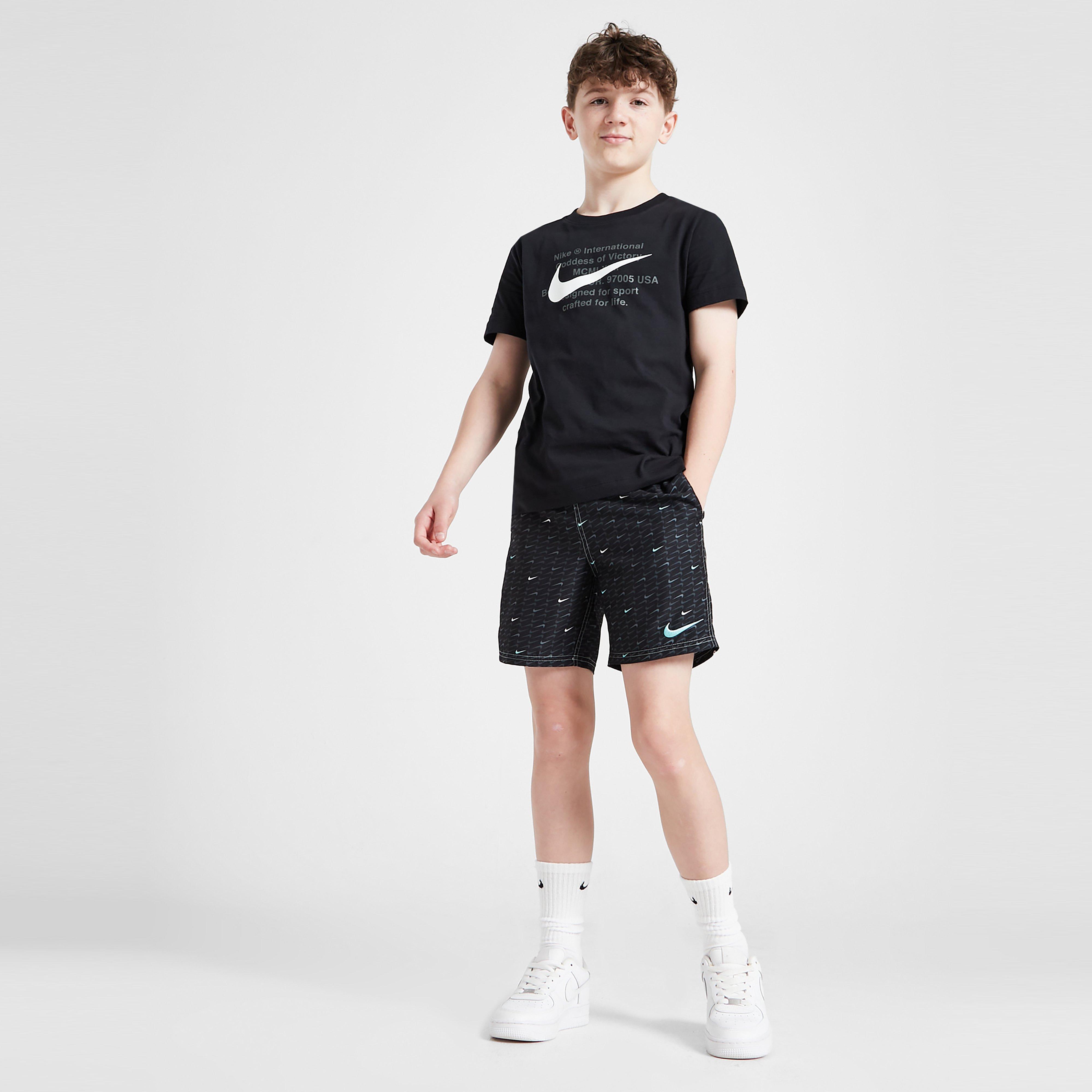 Gyerek rövidnadrág NIKE SWIM RÖVIDNADRÁG NK SWIM AOP SHRT B