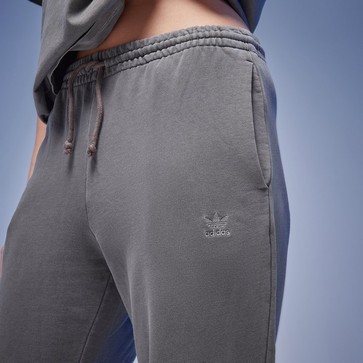 Pantaloni pentru femei ADIDAS PANTALONI  OUTLINE WSH JOG GRY