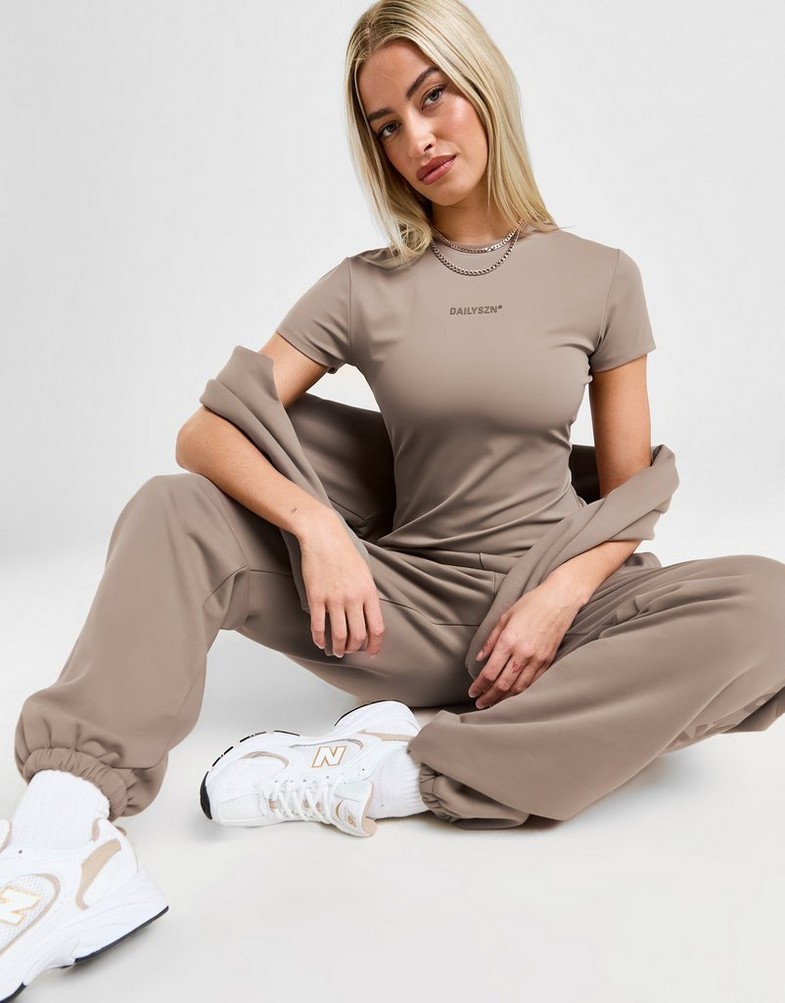 Koszulka, t-shirt damski DAILY SZN T-SHIRT DAILY SLIM T BRN DSNTW10001204 Brązowy