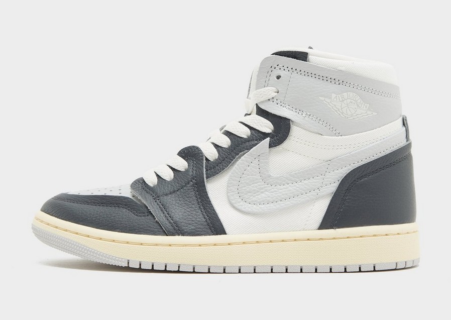 Жіночі кросівки WMNS AIR JORDAN 1 MM HIGH FB9891-001 Білий
