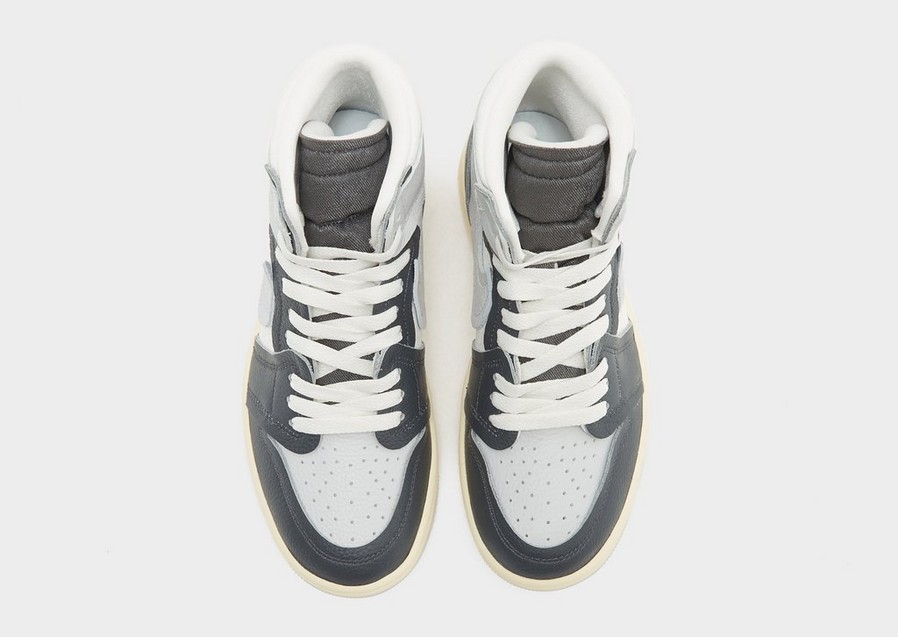 Жіночі кросівки WMNS AIR JORDAN 1 MM HIGH FB9891-001 Білий