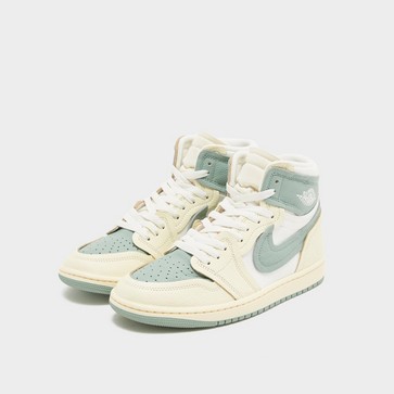 Adidași de damă WMNS AIR JORDAN 1 MM HIGH