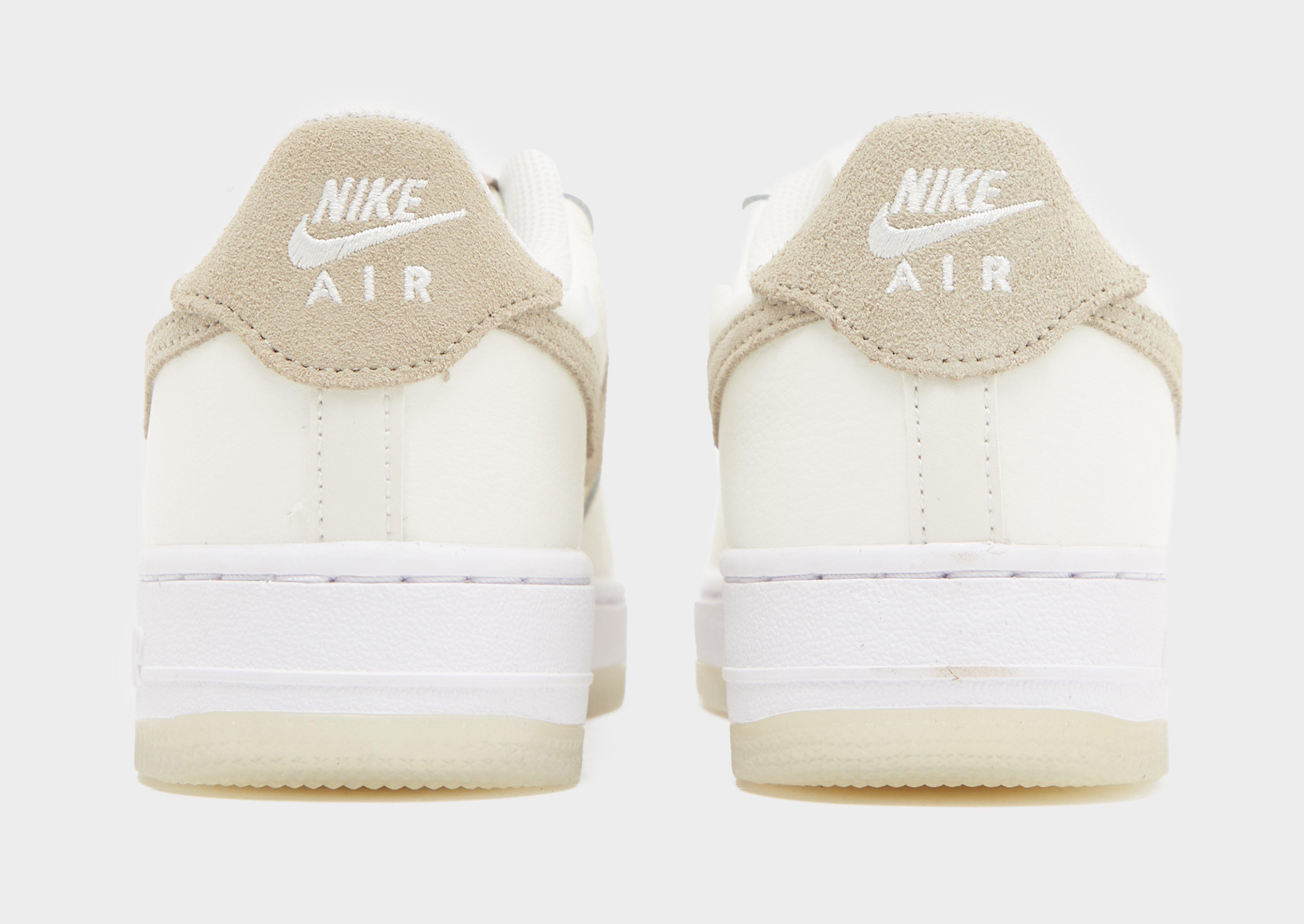 Buty sneakersy dla dzieci NIKE AIR FORCE 1 LV8  HF5349-100 Khaki