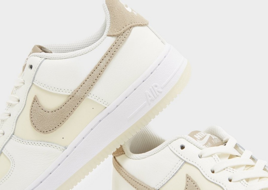 Детски маратонки NIKE AIR FORCE 1 LV8  HF5349-100 Каки