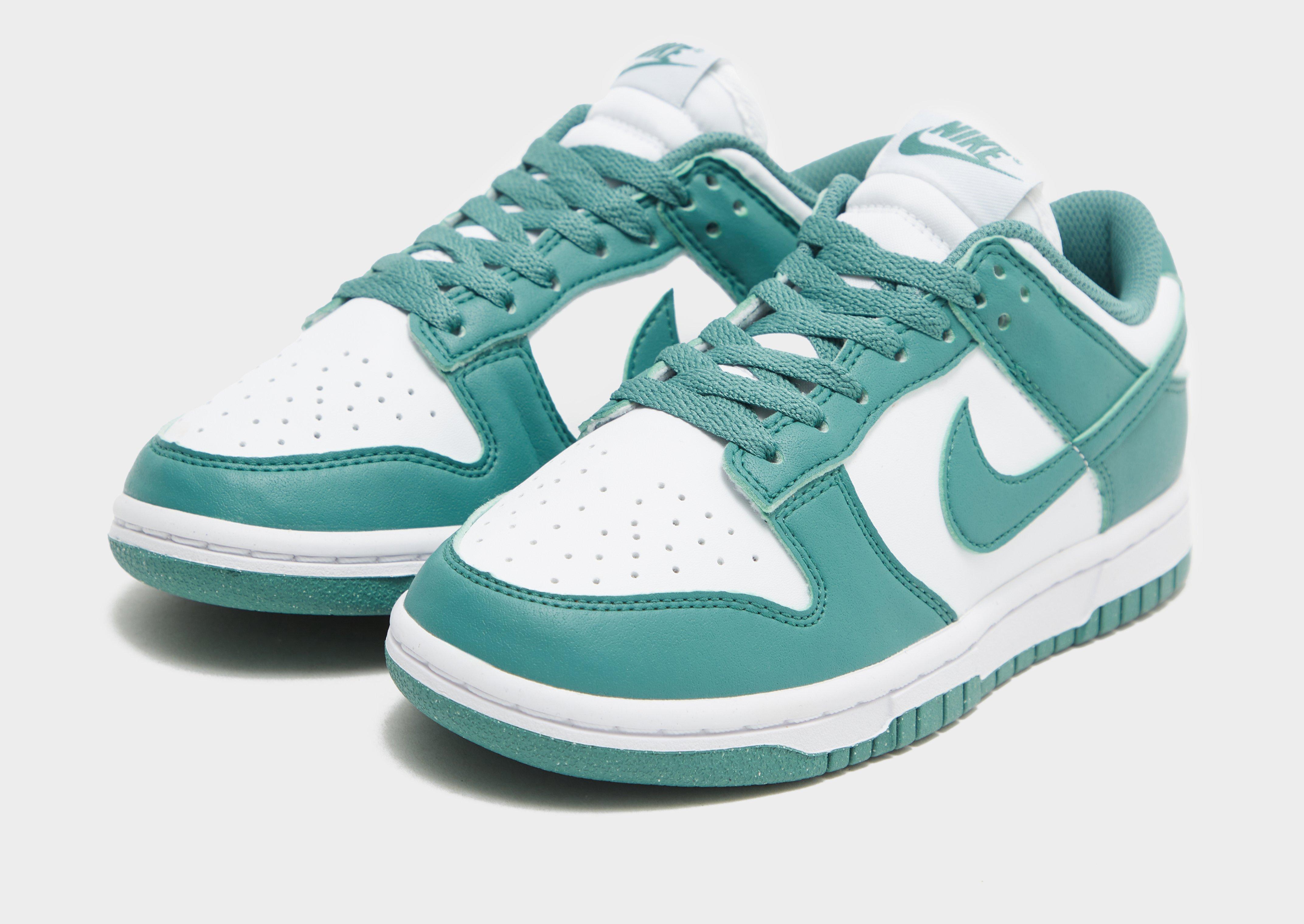 Жіночі кросівки NIKE DUNK LOW  DD1873-107 Білий