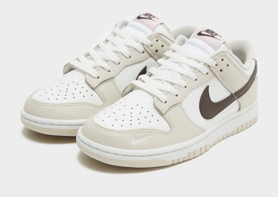 Buty sneakersy damskie NIKE W DUNK LOW HF9990-100 Beżowy
