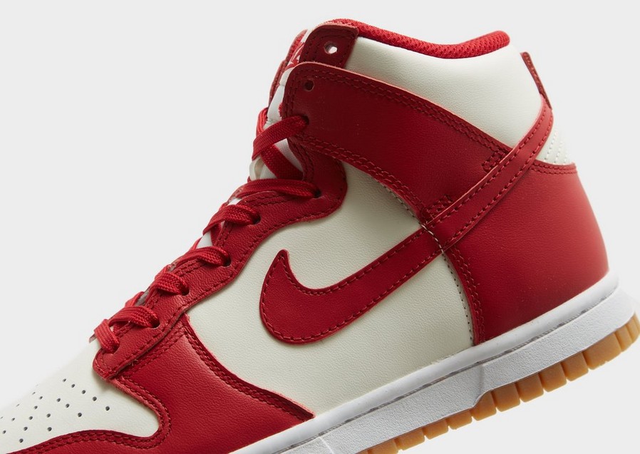 Női sneakers NIKE DUNK HIGH