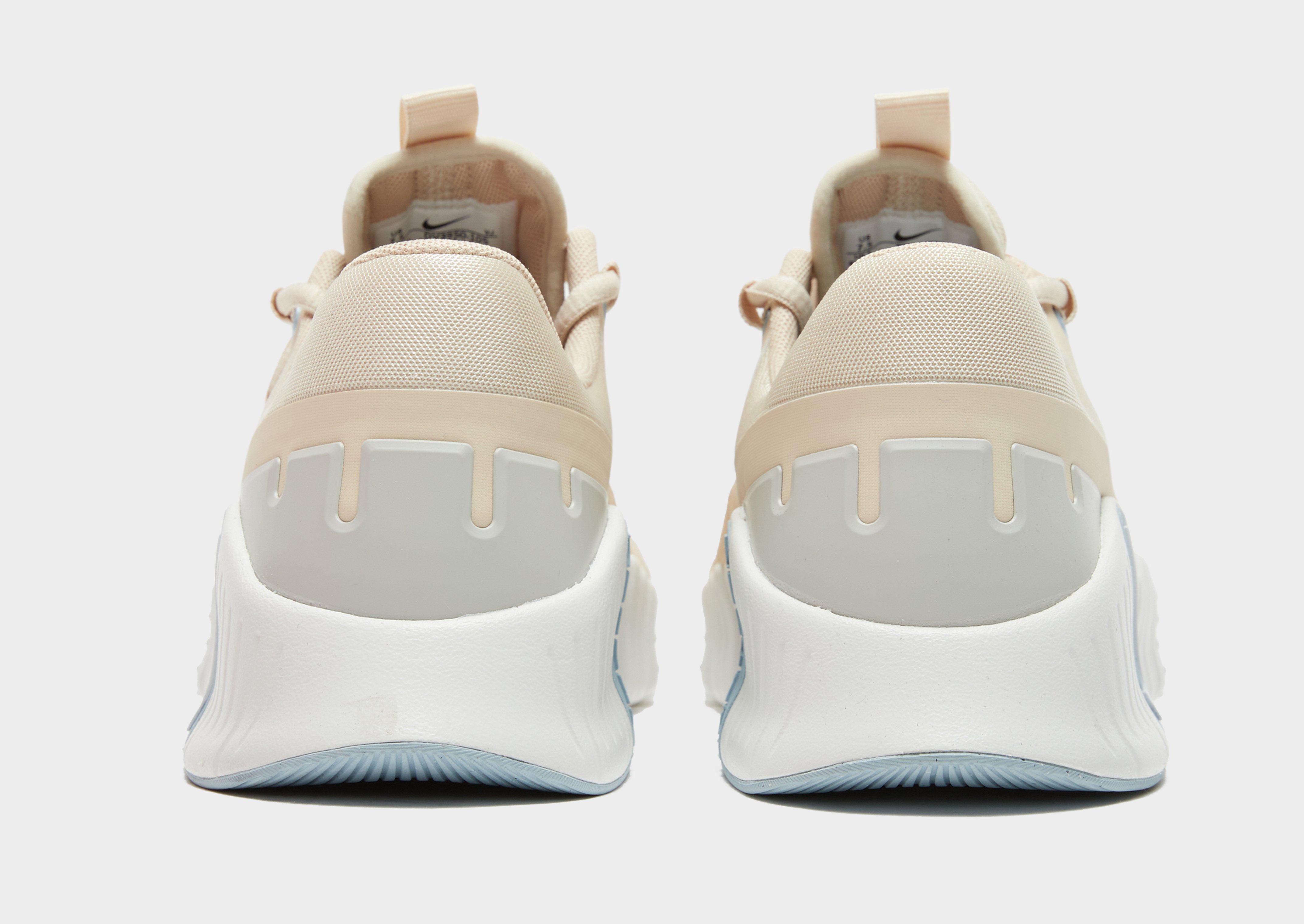 Дамски обувки NIKE FREE METCON 5 DV3950-105 Розов