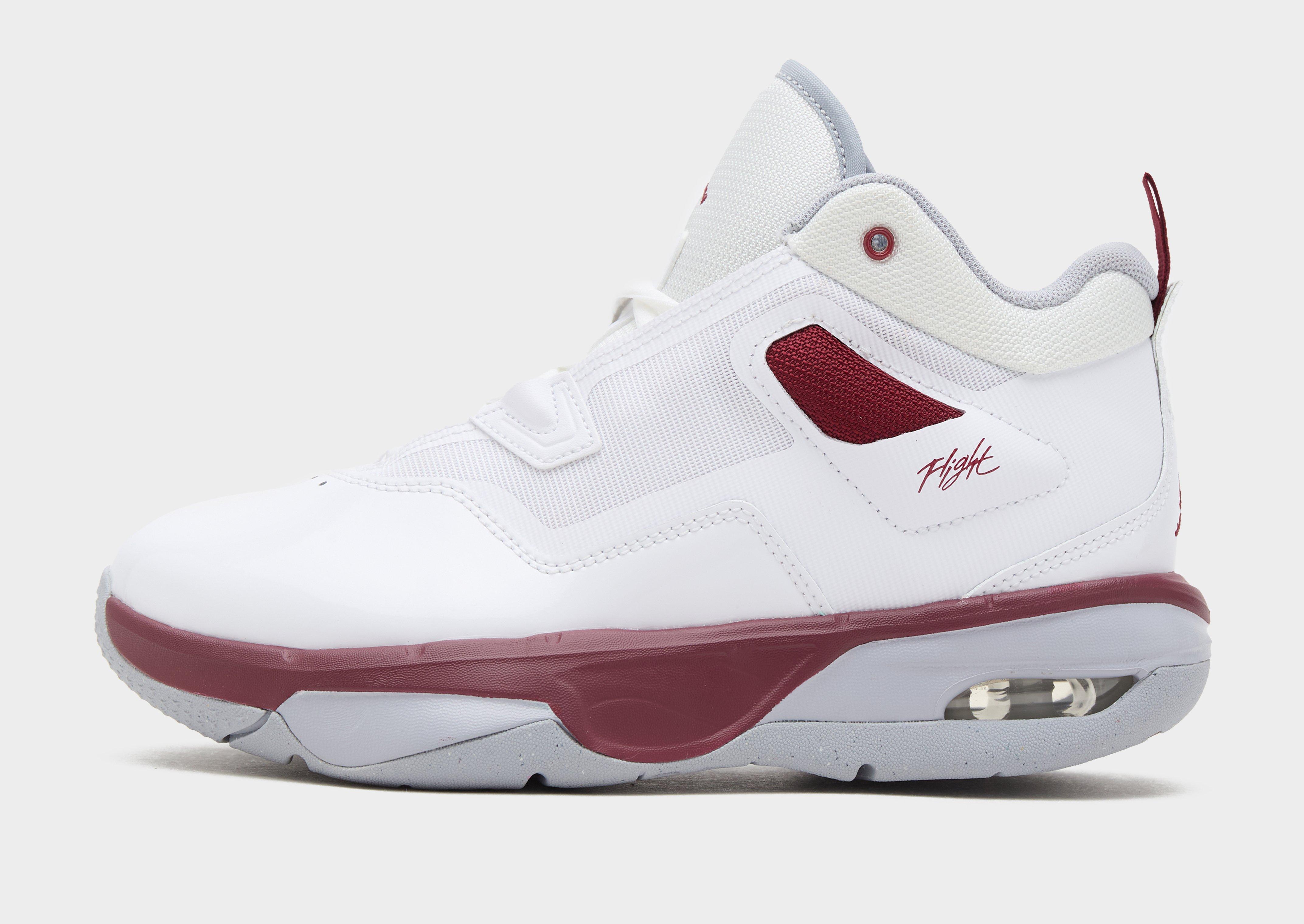 Jordan Stay Loyal 3 Bg