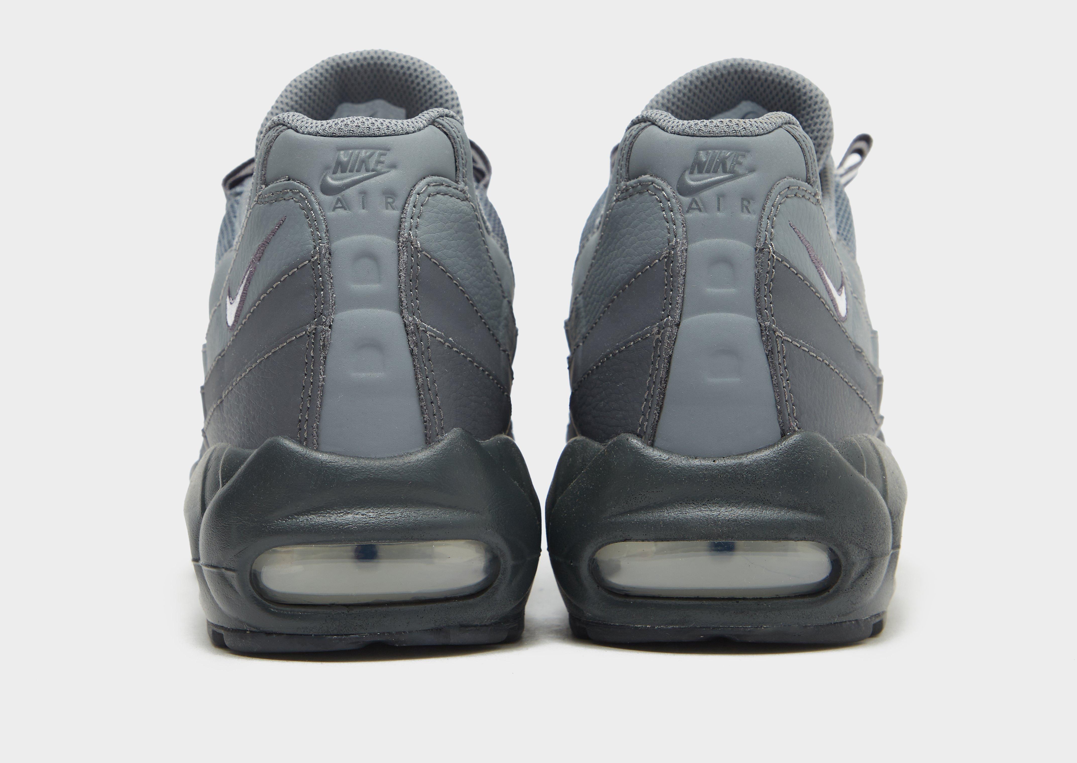 Мъжки маратонки NIKE AIR MAX 95 HF0121-001 Сив