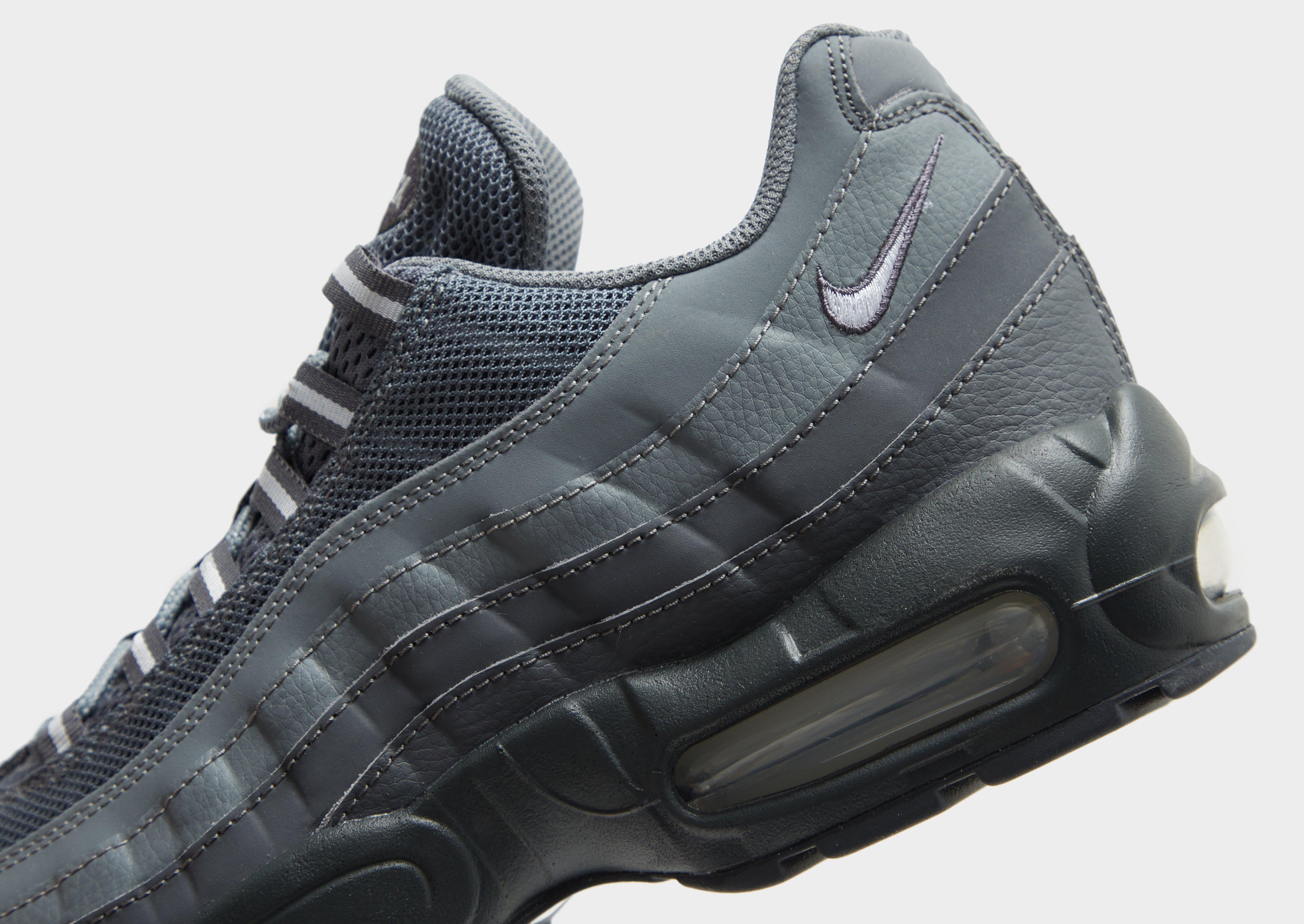 Мъжки маратонки NIKE AIR MAX 95 HF0121-001 Сив