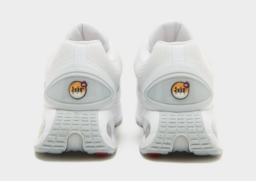 Kedai vyrams NIKE AIR MAX DN DV3337-101 Balta