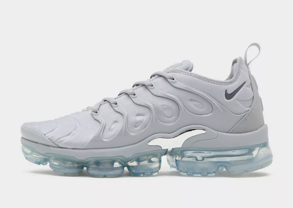 NIKE AIR VAPORMAX PLUS, фото 1 з 6
