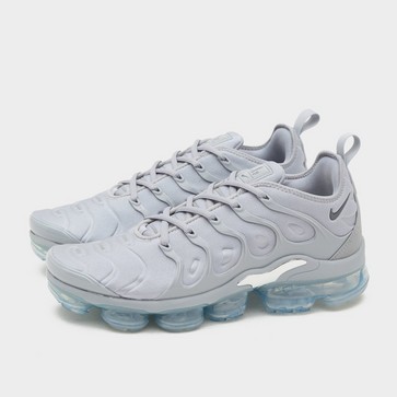 NIKE AIR VAPORMAX PLUS