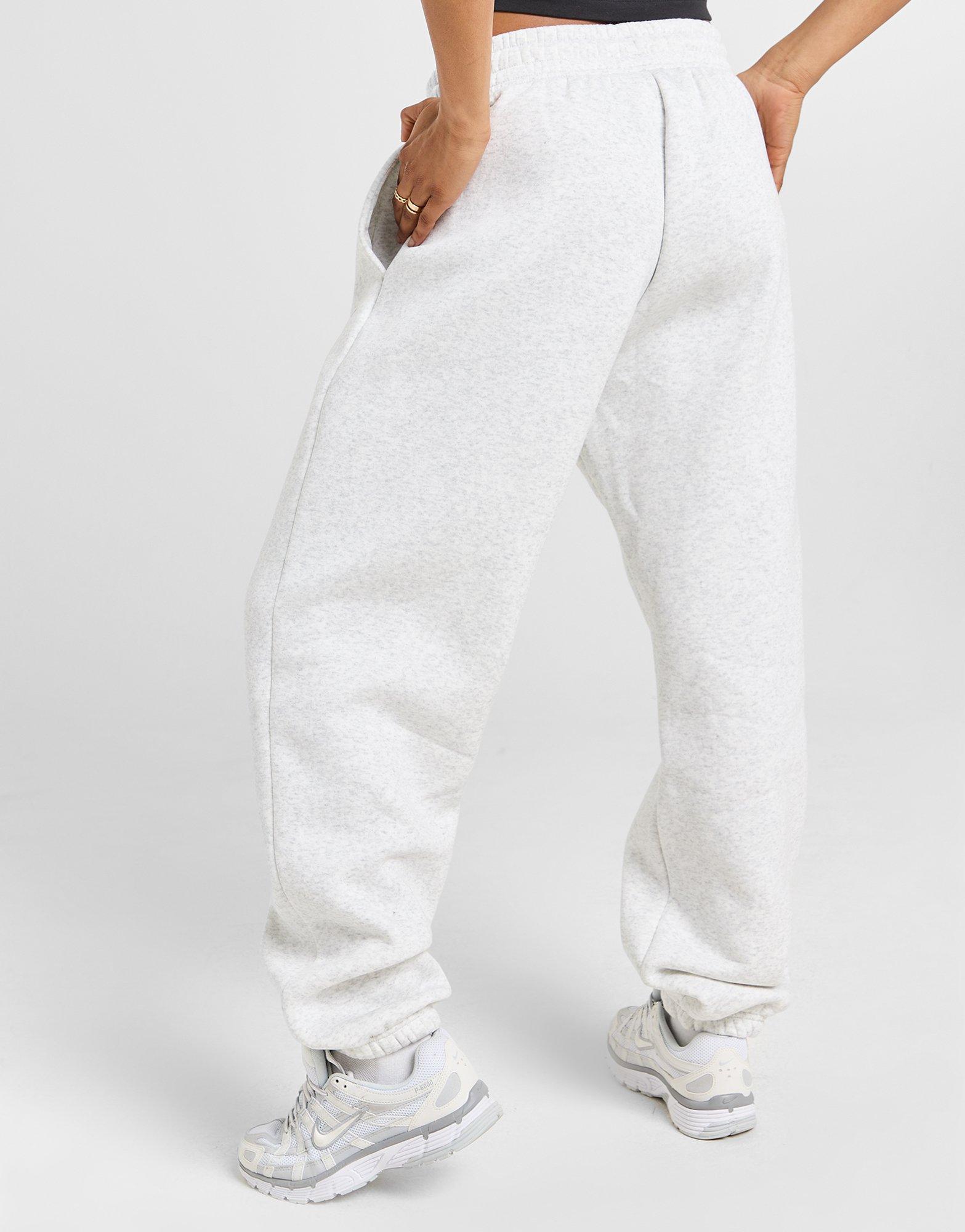 Дамски панталон NIKE ПАНТАЛОНИ W NSW PHNX FLC HR OS PANT 2 FZ5996-051 Сив