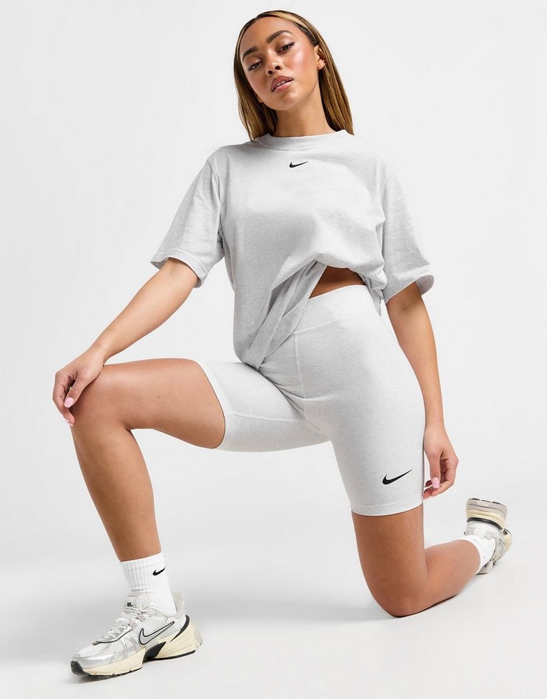 Жіночі шорти NIKE ШОРТИ W NSW NK CLSC HR 8IN SHORT DV7797-051 Сірий