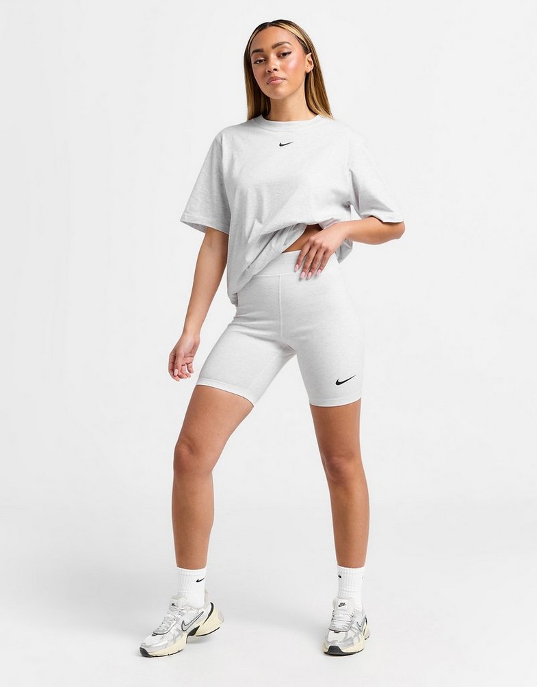 Дамски шорти NIKE ШОРТИ W NSW NK CLSC HR 8IN SHORT DV7797-051 Сив