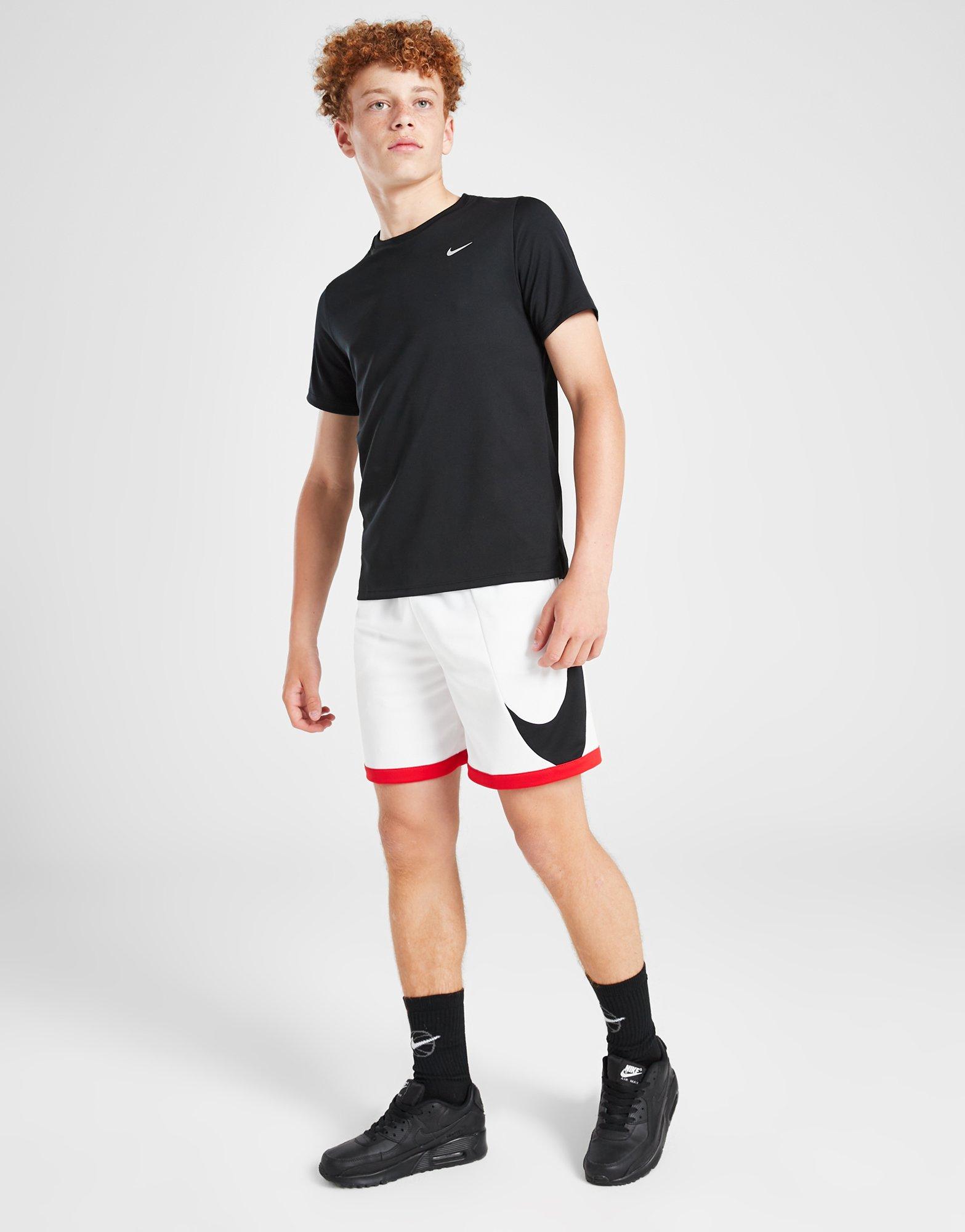 Gyerek rövidnadrág NIKE RÖVIDNADRÁG B NK DF MULTI+ SWOOSH SHORT B FV0269-100 Fehér