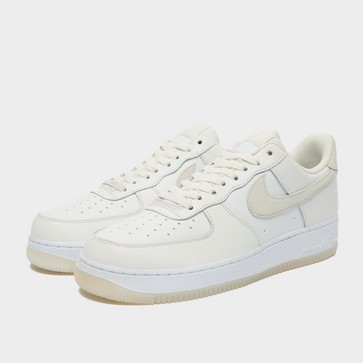 NIKE AIR FORCE 1 '07 LV8 