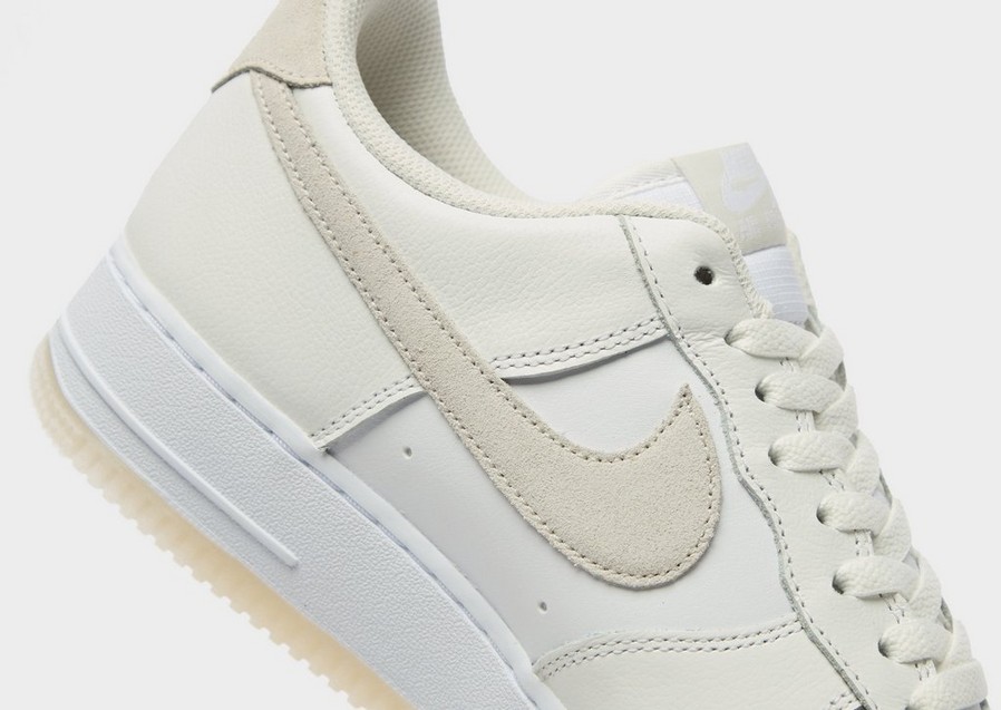 Adidași pentru bărbați NIKE AIR FORCE 1 '07 LV8 