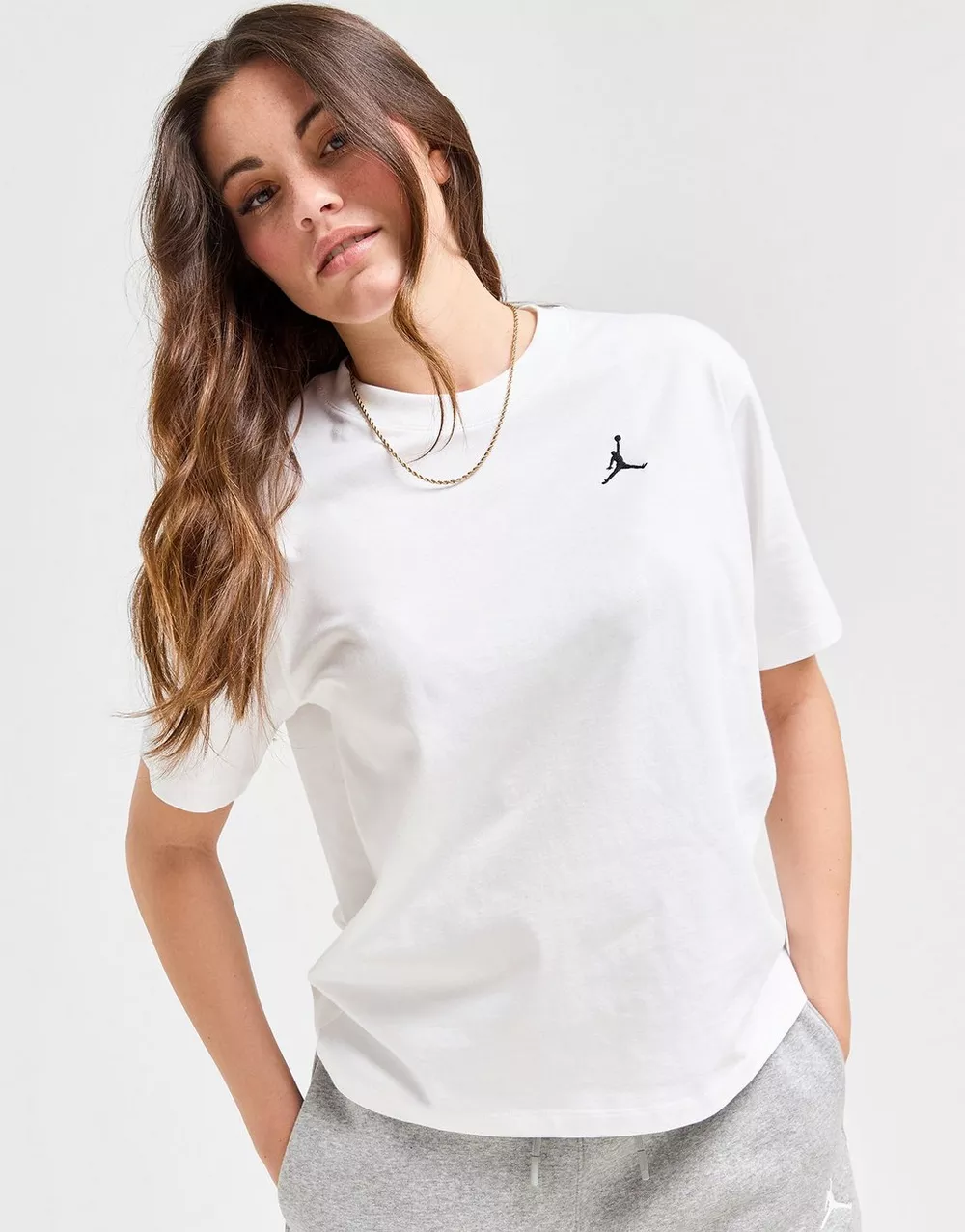 Jordan ФУТБОЛКА W JORDAN ESSEN GF TEE CORE 23 WHITE/BLACK, фото 1 з 5