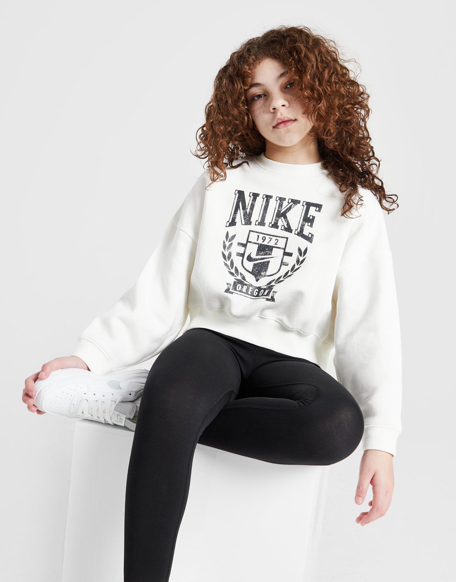 Детски суичър NIKE СУИТЧЪР G NSW TREND FLC CRP CREW GIRL FZ4722-133 Бежов