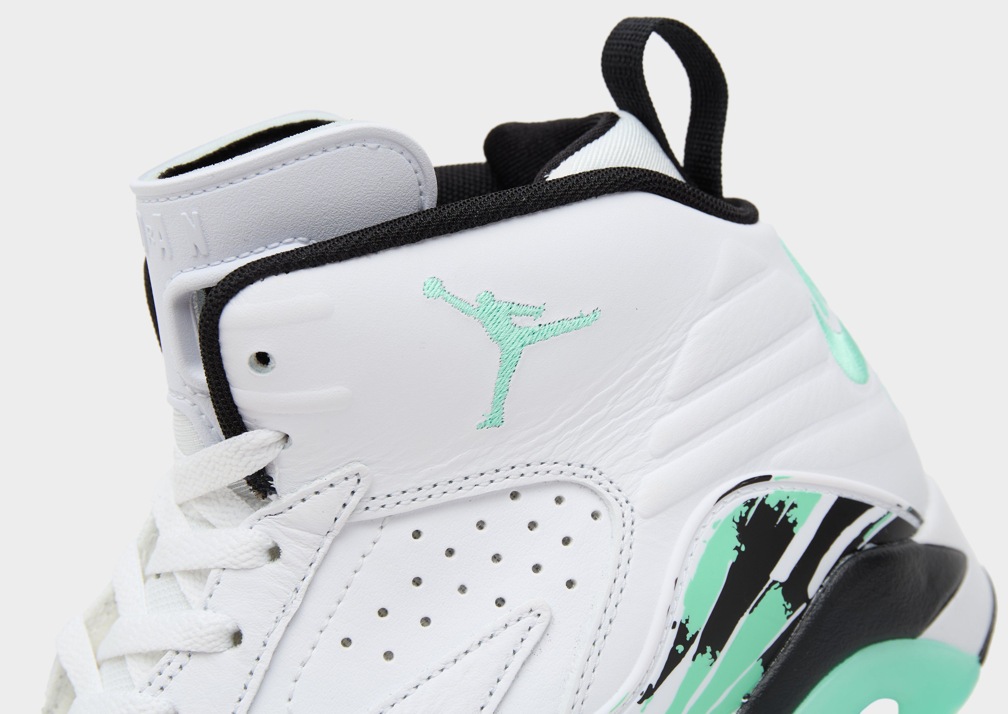 Чоловічі кросівки JORDAN MVP DZ4475-103 Білий