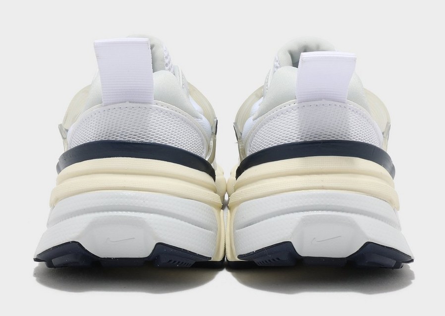 Dámske tenisky NIKE V2K RUN FD0736-102 Biela