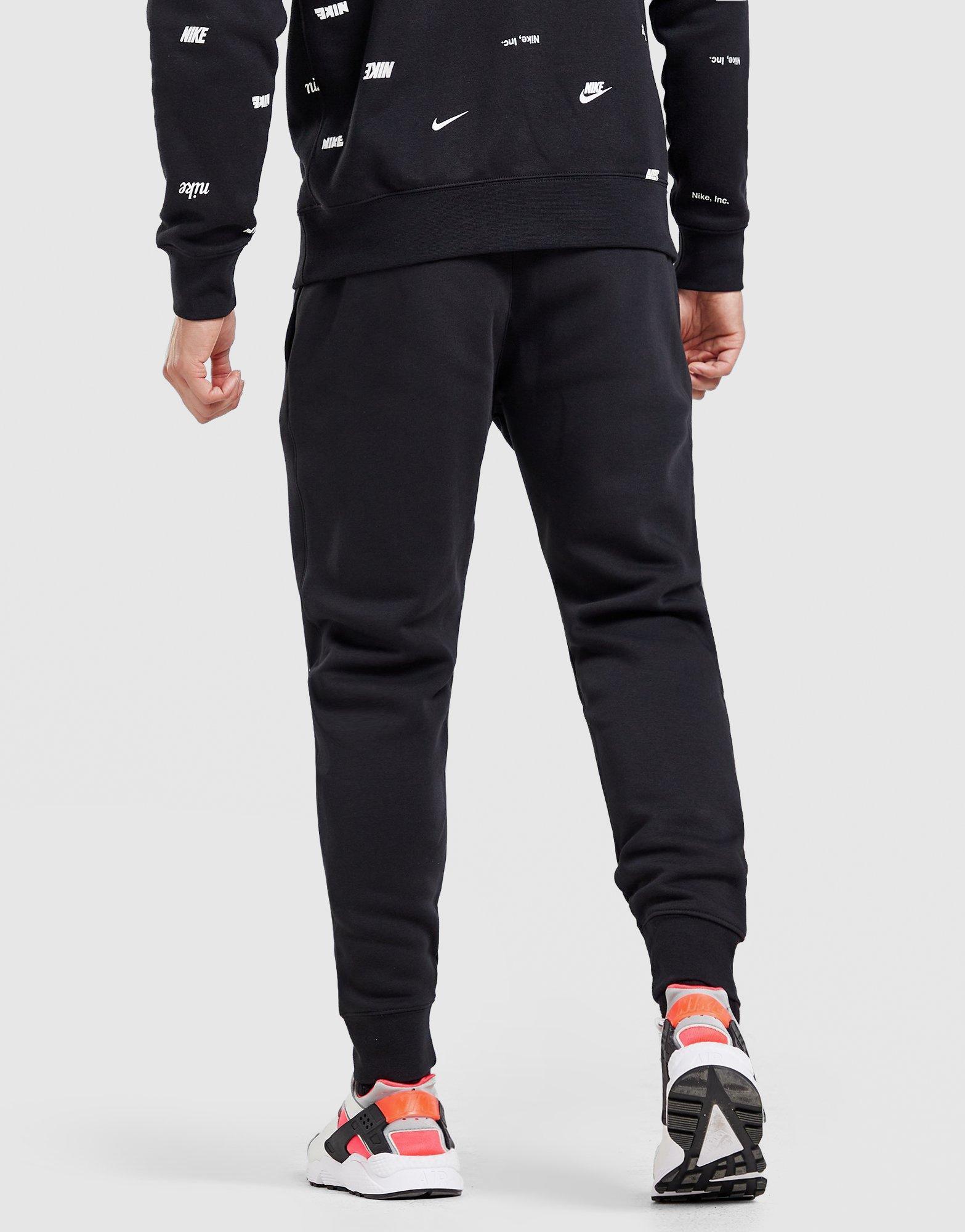 Pantaloni pentru bărbați NIKE PANTALONI  SPORTSWEAR CLUB FLEECE BV2671-010 Negru