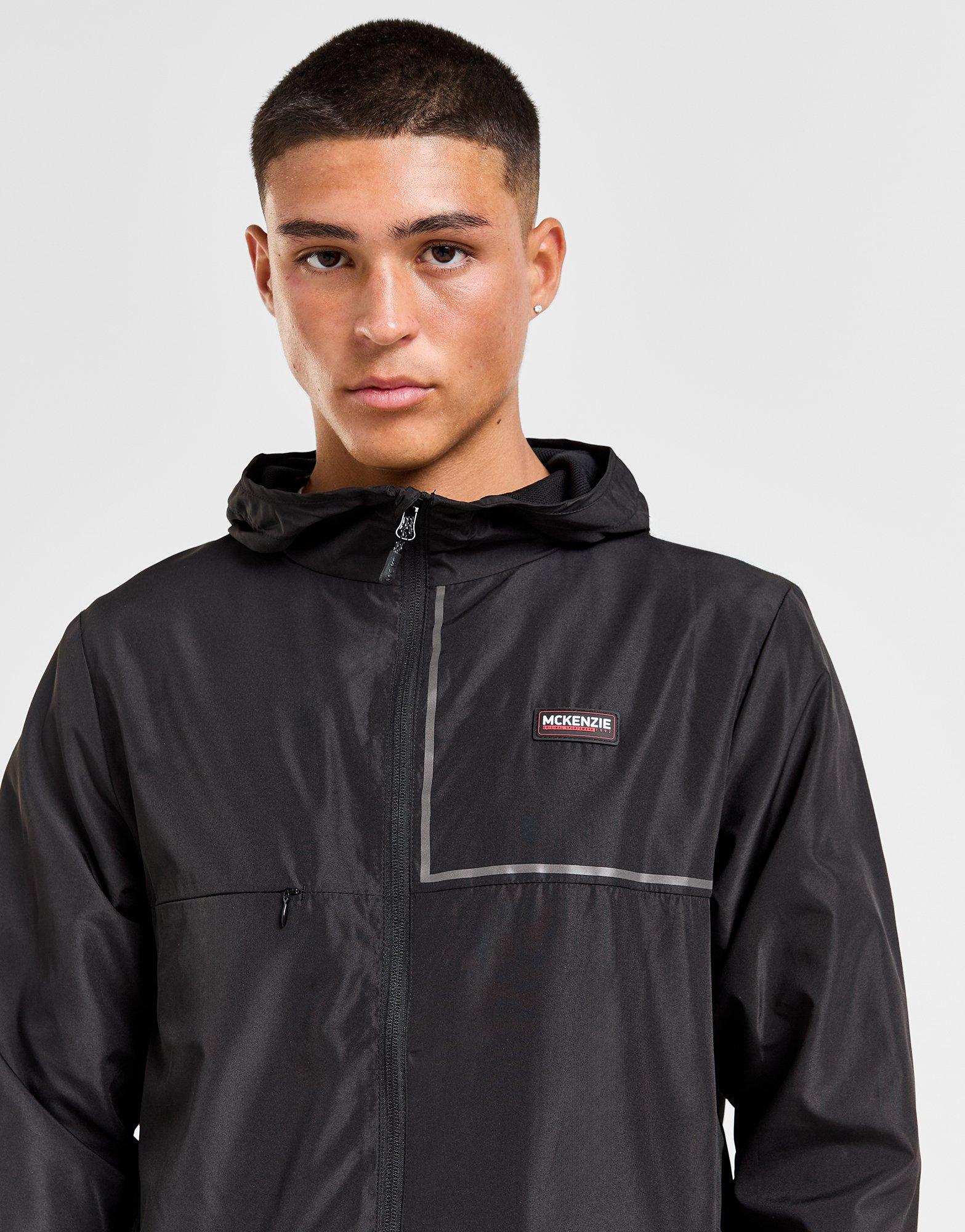 Férfi pulóverek MCKENZIE PULÓVER KAPUCNIS CASTLE WVN JKT BLK-BLK MCKTM16359007 Fekete