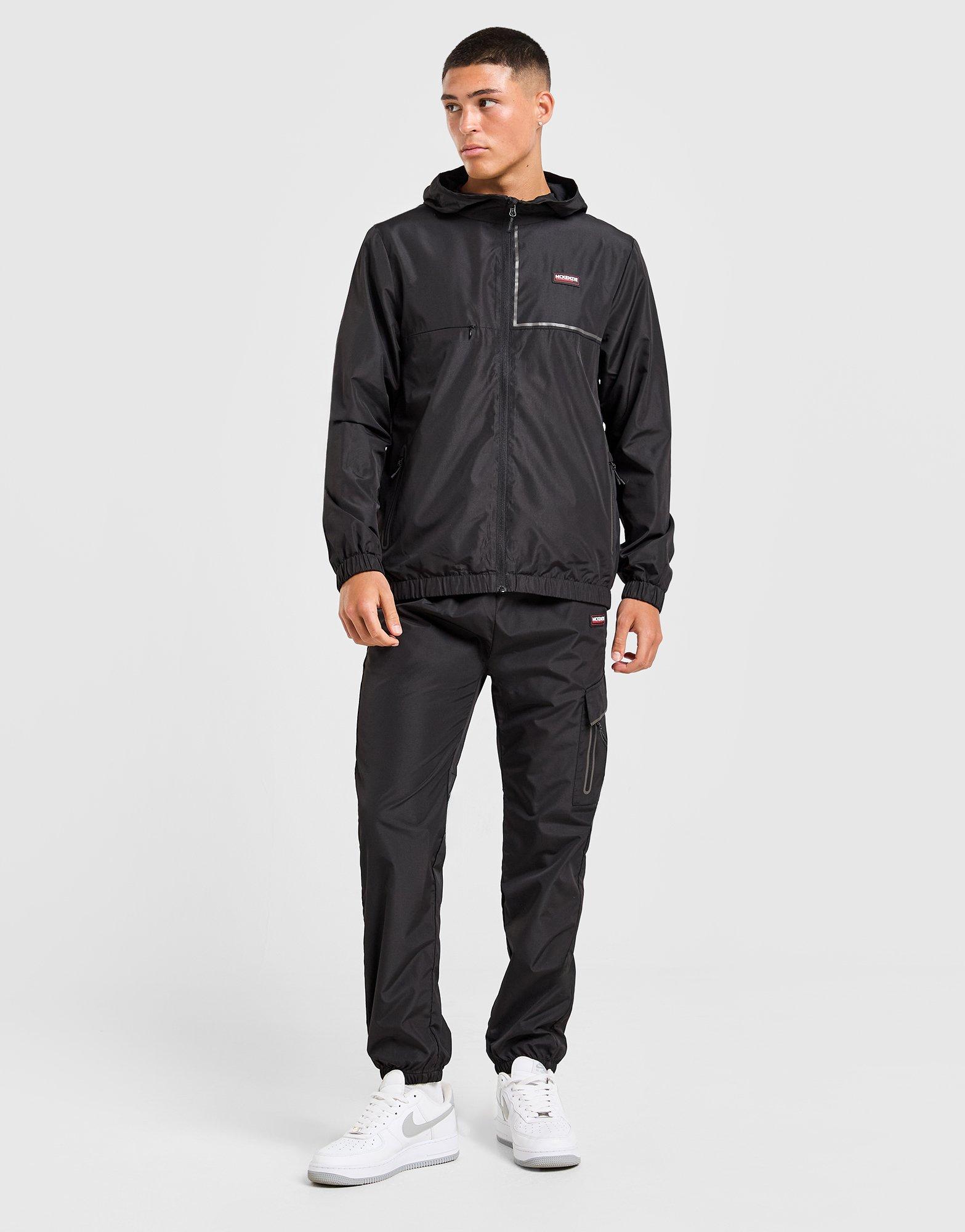 Férfi pulóverek MCKENZIE PULÓVER KAPUCNIS CASTLE WVN JKT BLK-BLK MCKTM16359007 Fekete