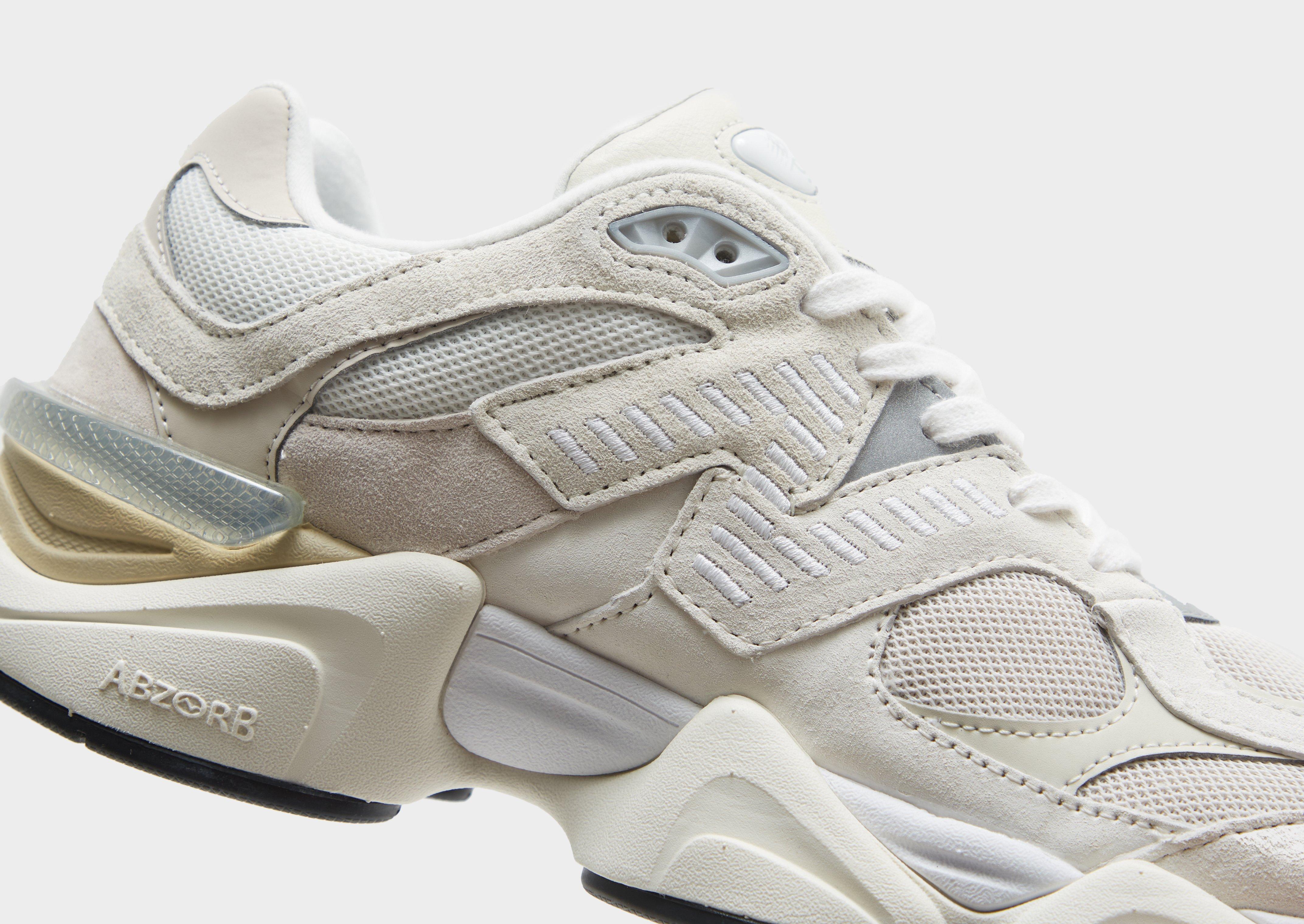 Női sneakers NEW BALANCE 9060  U9060WHT Bézs