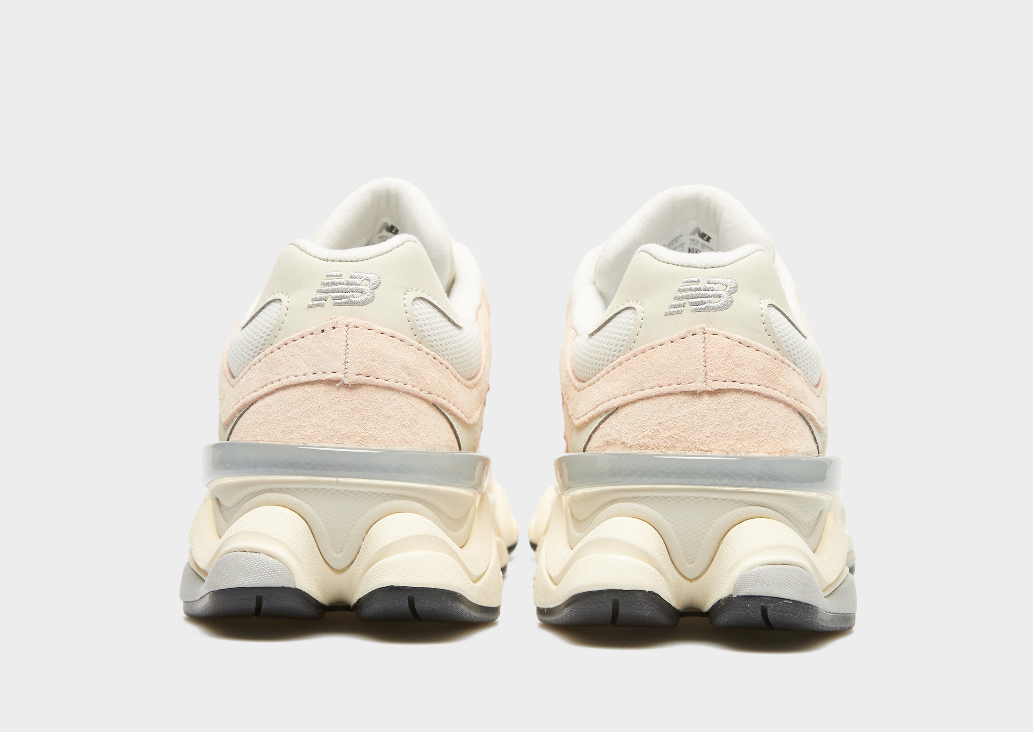 Дамски обувки NEW BALANCE 9060 U9060WNA Оранжев