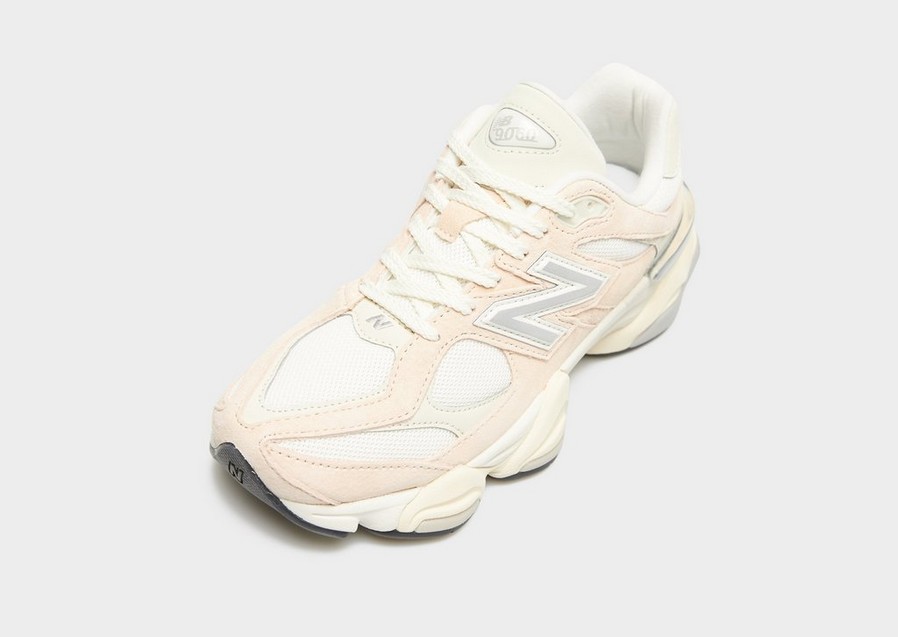Жіночі кросівки NEW BALANCE 9060 U9060WNA Помаранчевий