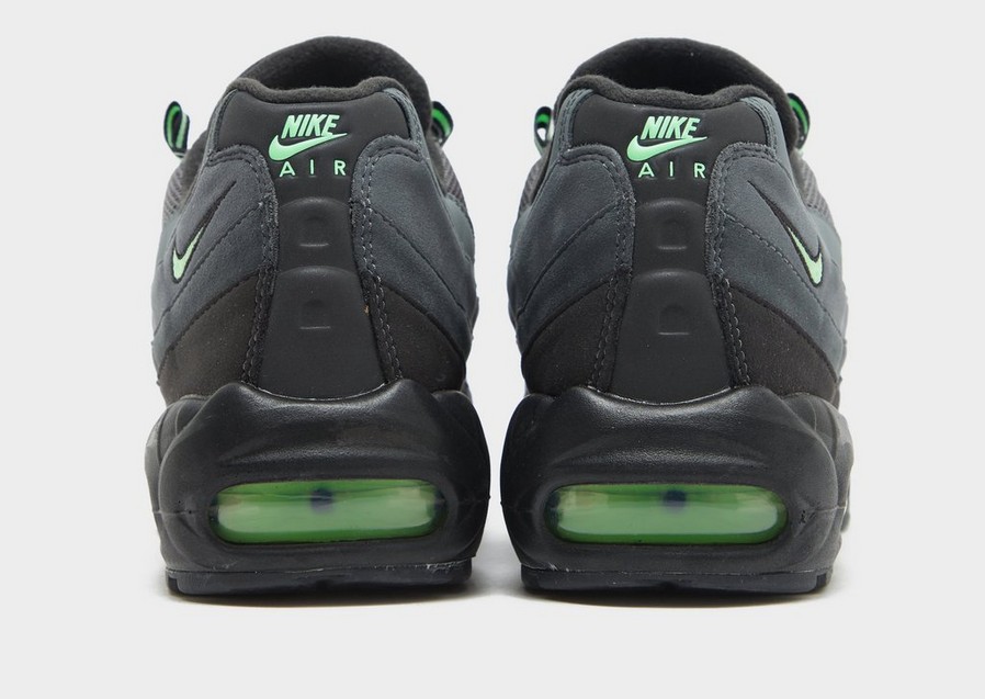 Kedai vyrams NIKE AIR MAX 95 JD HM0622-001 Juoda