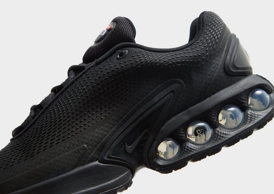 Чоловічі кросівки NIKE AIR MAX DN DV3337-006 Чорний