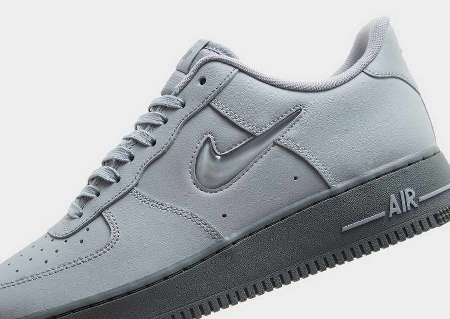 Мъжки маратонки NIKE AIR FORCE 1 JEWEL JD HM0621-001 Сив