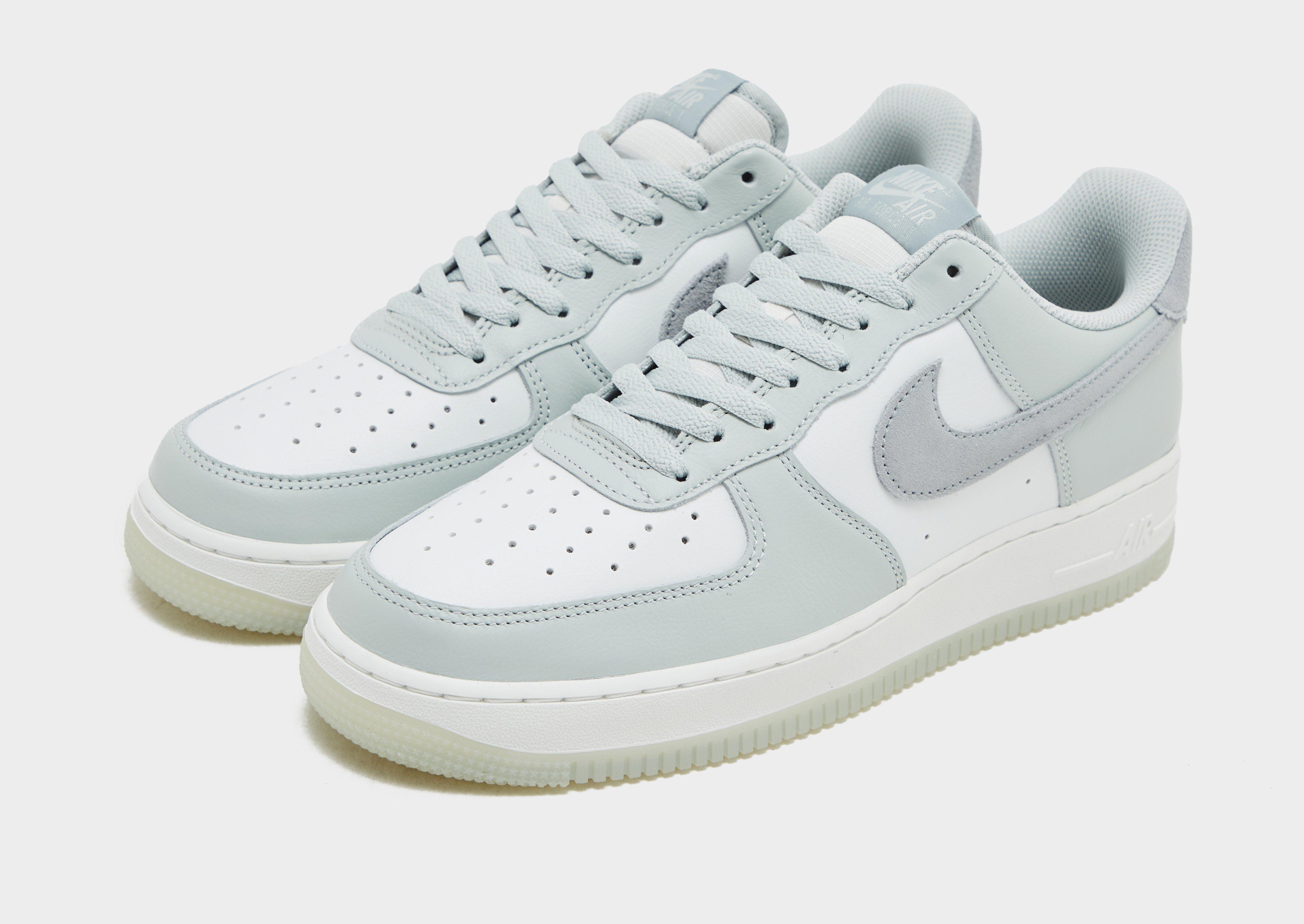 Мъжки маратонки NIKE AIR FORCE 1 '07 LV8  FJ4170-003 Сив