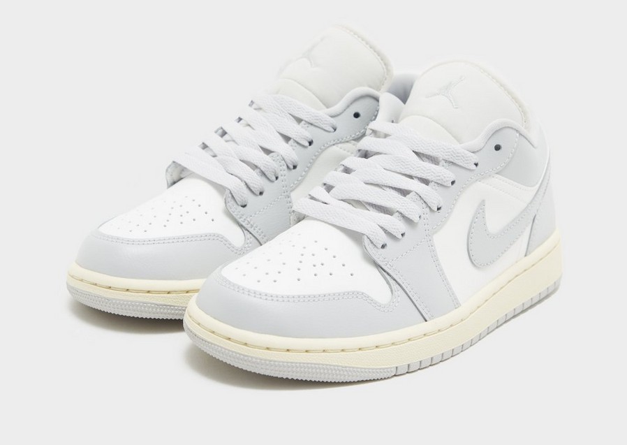 Жіночі кросівки AIR JORDAN 1 LOW  DC0774-103 Бежевий
