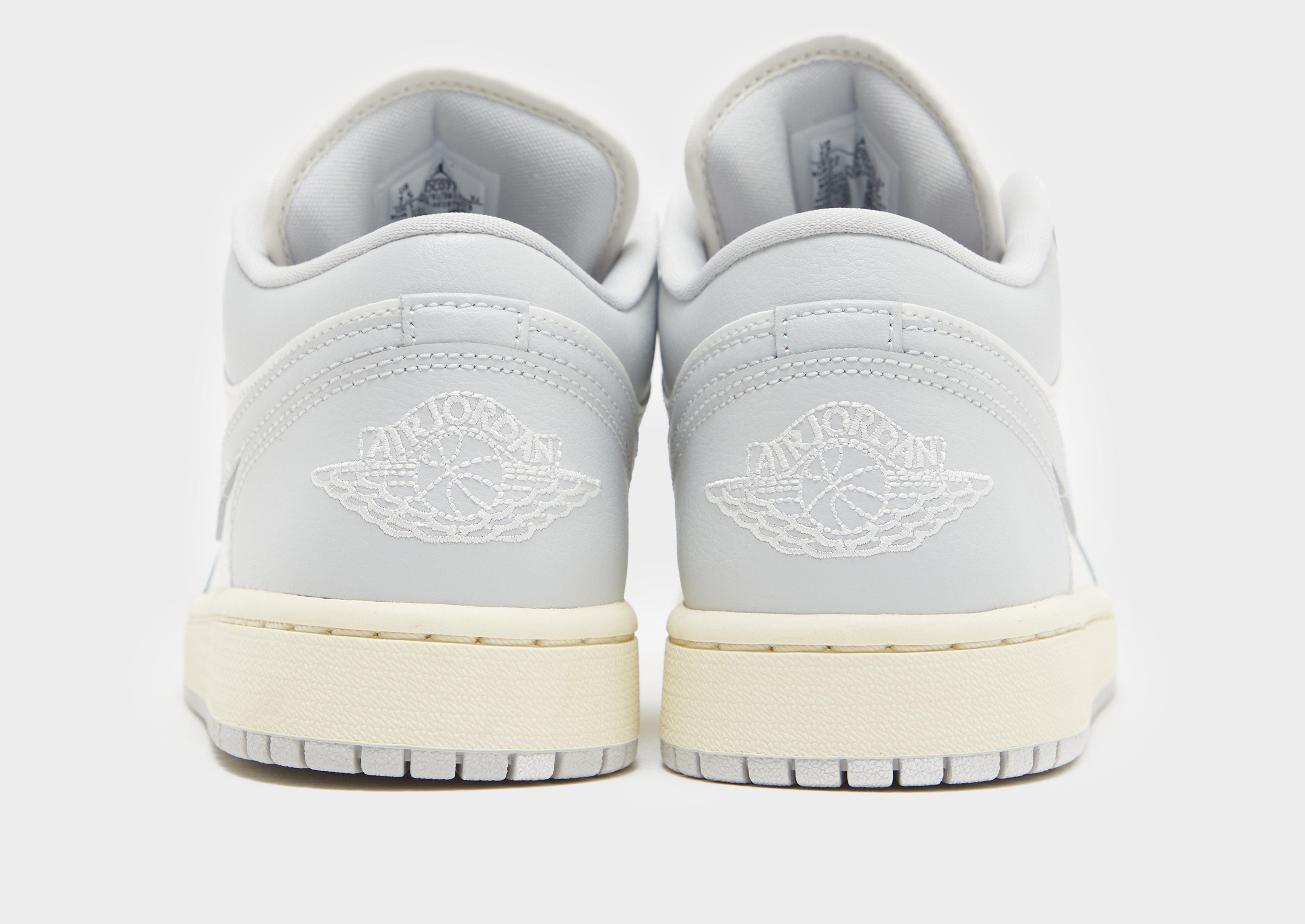 Ženske tenisice AIR JORDAN 1 LOW  DC0774-103 bež