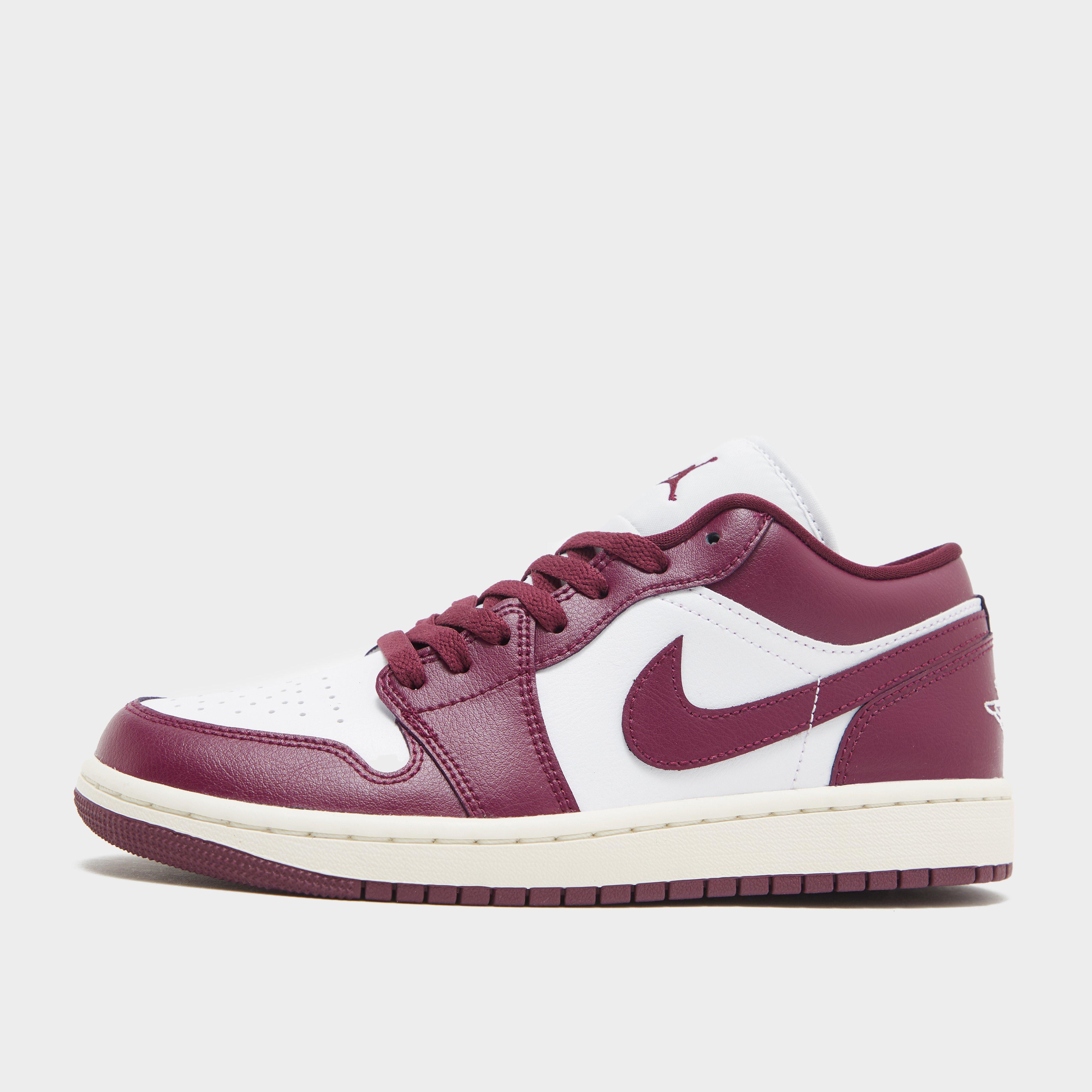 Adidași de damă AIR JORDAN 1 LOW 